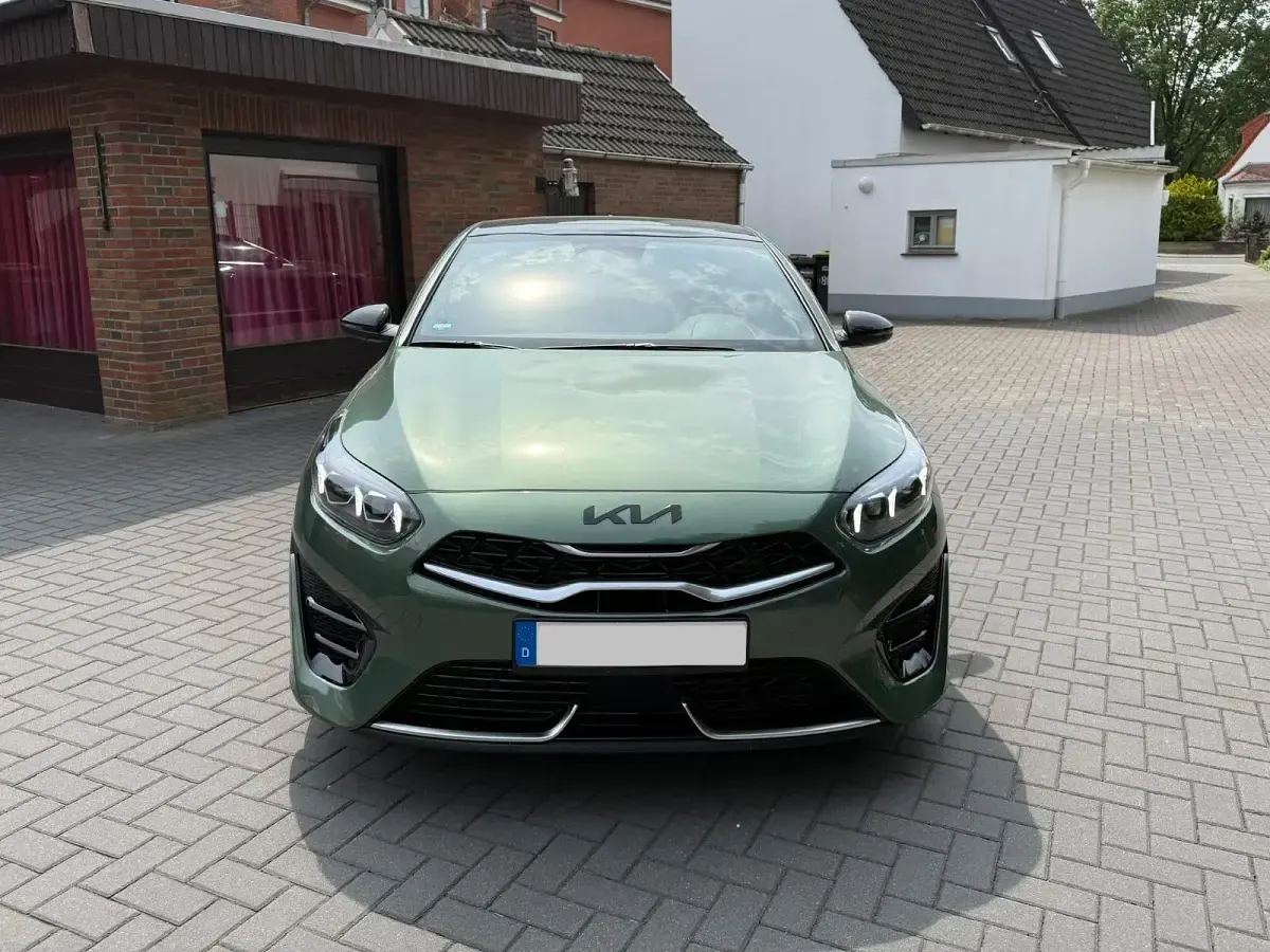 Używany Kia ProCeed GT-Line 140 KM (102 kW) 2024 Zielony Kombi