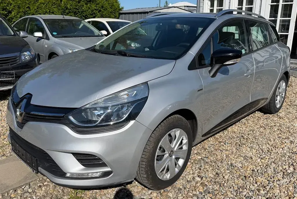Gebraucht Renault Clio IV LIMITED 73 PS (53 kW) 2018 Silber Limousine