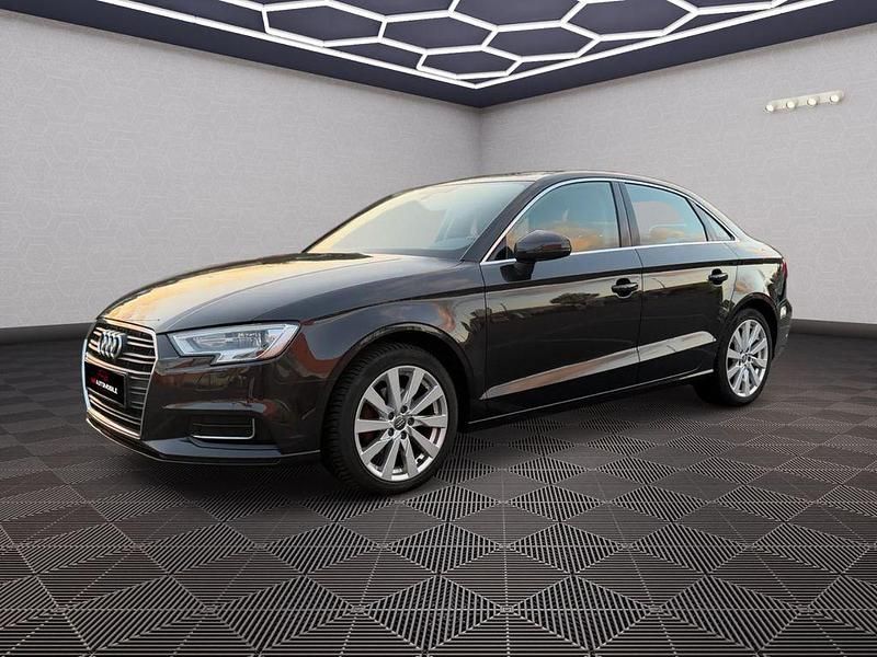 Second-hand Audi A3 Ambiente 150 CP (110 kW) 2017 Maro Berlinǎ