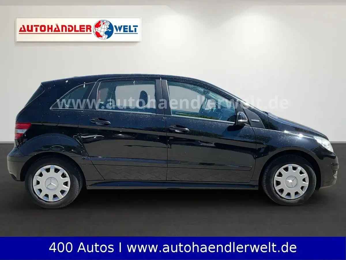 Gebraucht Mercedes B160 95 PS (69 kW) 2011 Schwarz Kleinwagen