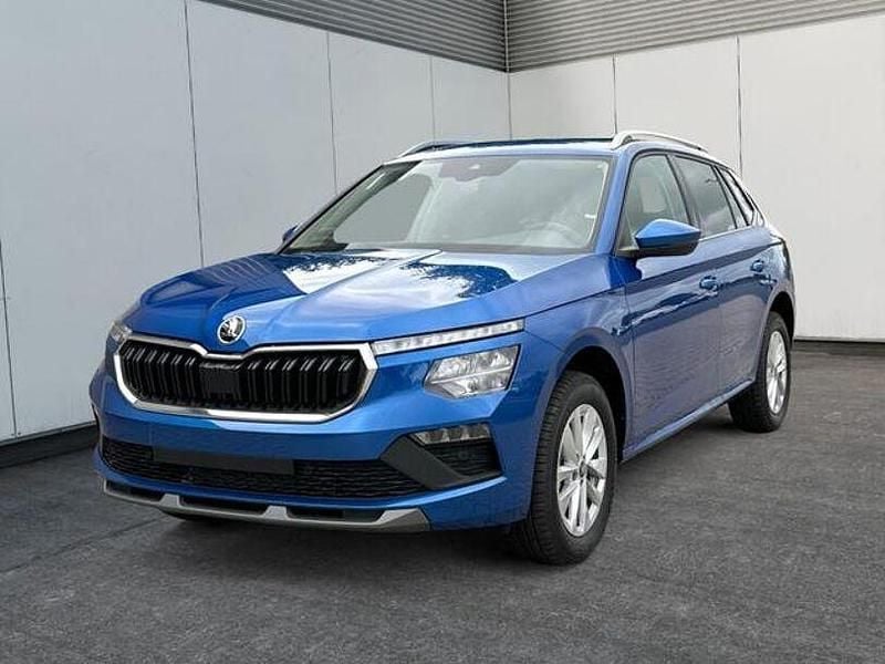 Raceblau metallic Gebraucht 2025 Skoda Kamiq Selection SUV | 28.780 € (Teuer) - Bild 1/4