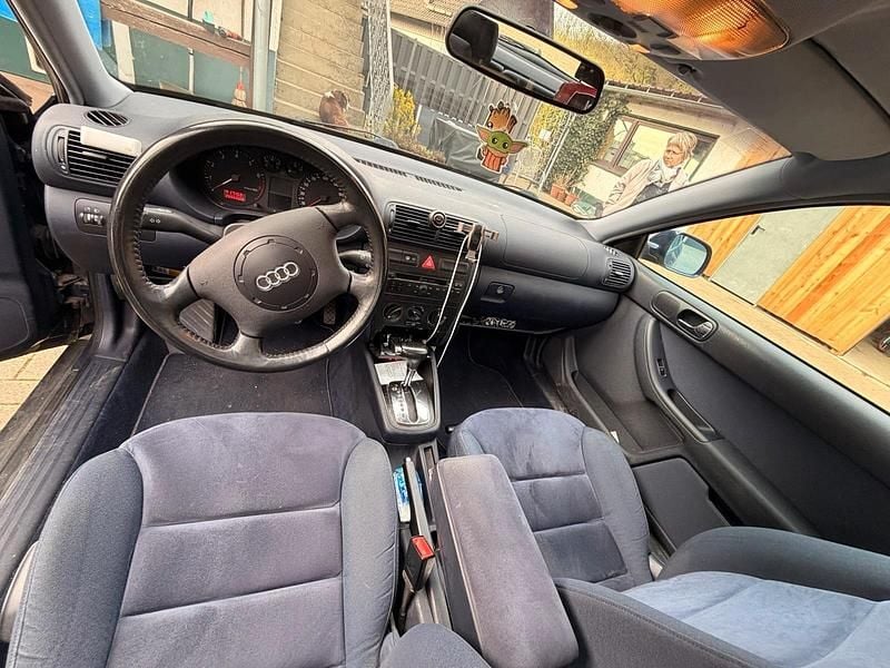 Gebraucht Audi A3 125 PS (91 kW) 2000 Blau Kleinwagen