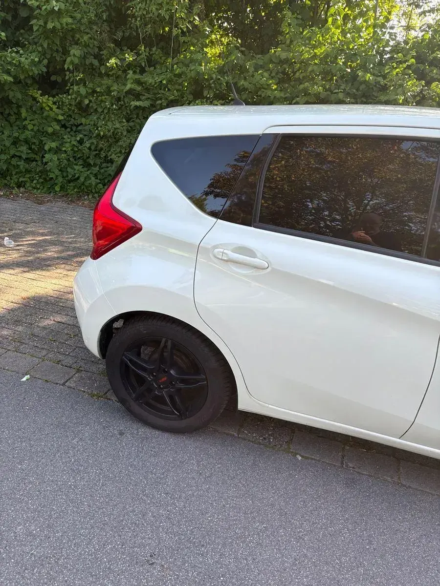 Gebraucht Nissan Note Tekna 80 PS (58 kW) 2016 Weiß Kleinwagen
