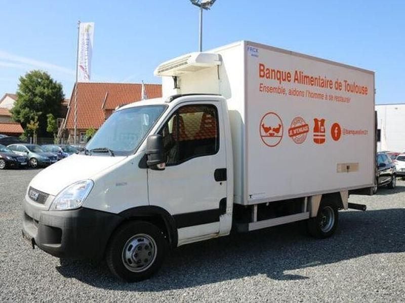 Gebraucht Iveco Daily 106 PS (77 kW) 2010 Weiß Van