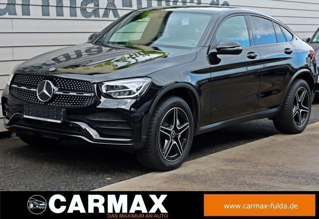Obsidianschwarz metalliclack Gebraucht 2020 Mercedes GLC300e AMG Coupé | 39.400 € (Guter Preis) - Bild 1/4