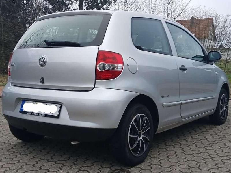 Gebraucht VW Fox Refresh 54 PS (39 kW) 2009 Silber Kleinwagen