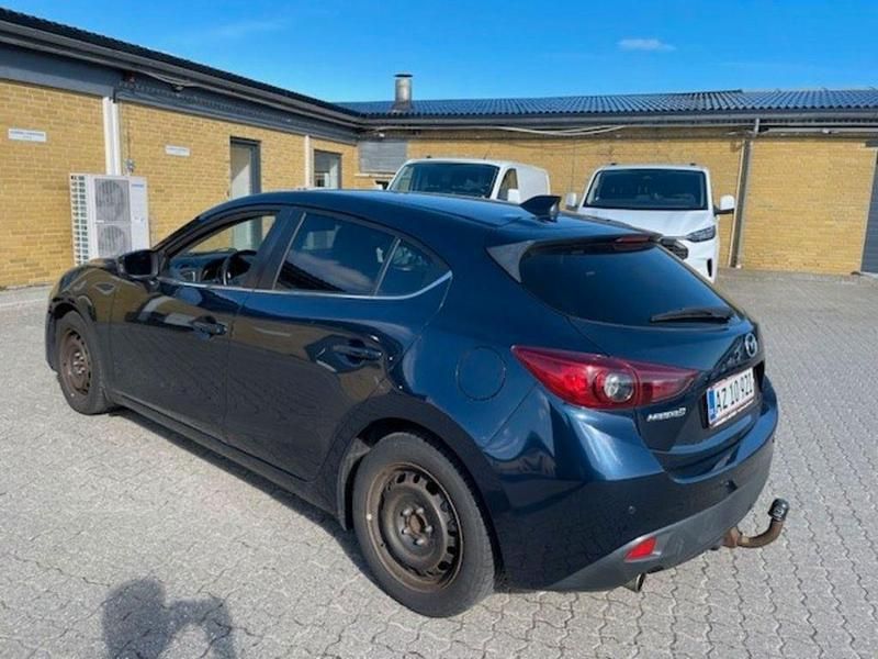 Gebraucht Mazda 3 Center-Line 120 PS (88 kW) 2015 Blau Limousine