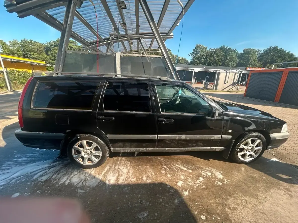 Gebraucht Volvo V70 193 PS (141 kW) 1998 Schwarz Kombi