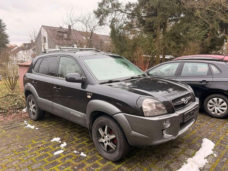 Gebraucht Hyundai Tucson 113 PS (83 kW) 2004 Grau SUV