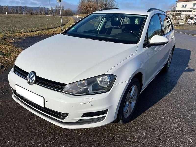 Gebraucht VW Golf VII Comfortline 110 PS (80 kW) 2015 Silber Kombi