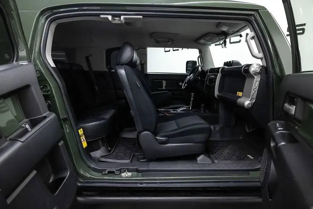 Gebraucht Toyota FJ Cruiser 243 PS (178 kW) 2012 Grün SUV