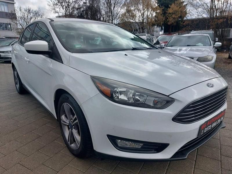 Gebraucht Ford Focus SE 162 PS (119 kW) 2018 Weiß Limousine