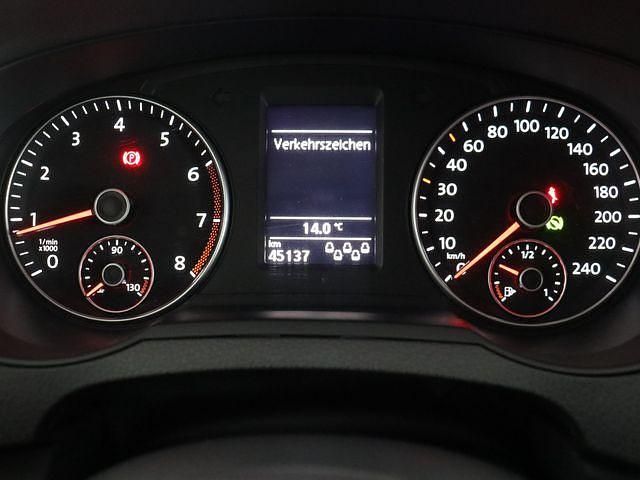 Gebraucht VW Sharan Comfortline 150 PS (110 kW) 2022 Van / Kleinbus