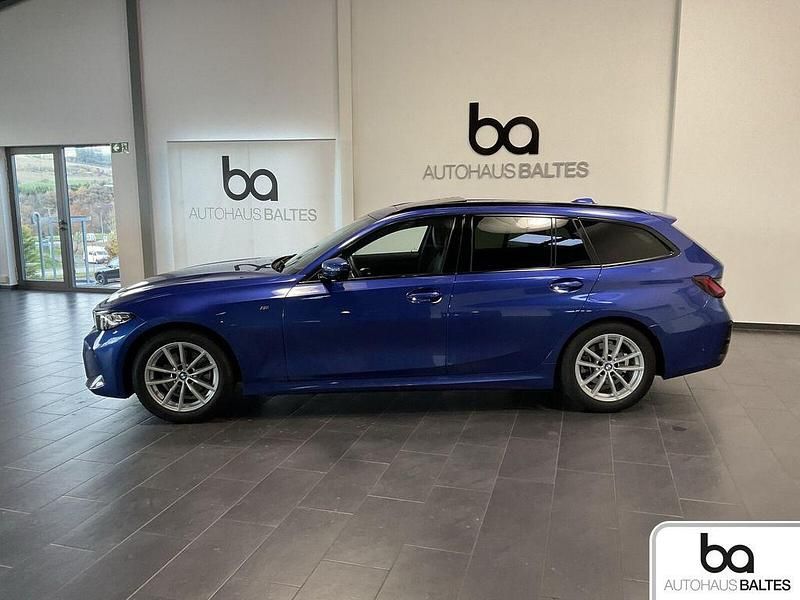 Gebraucht BMW 320 M Sport 184 PS (135 kW) 2025 Portimao blau met. Kombi