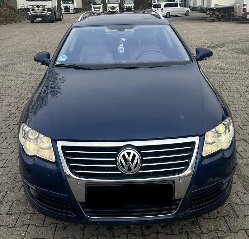 Blau Gebraucht 2008 VW Passat Highline Kombi | 4.299 € (Etwas zu teuer) - Bild 1/4