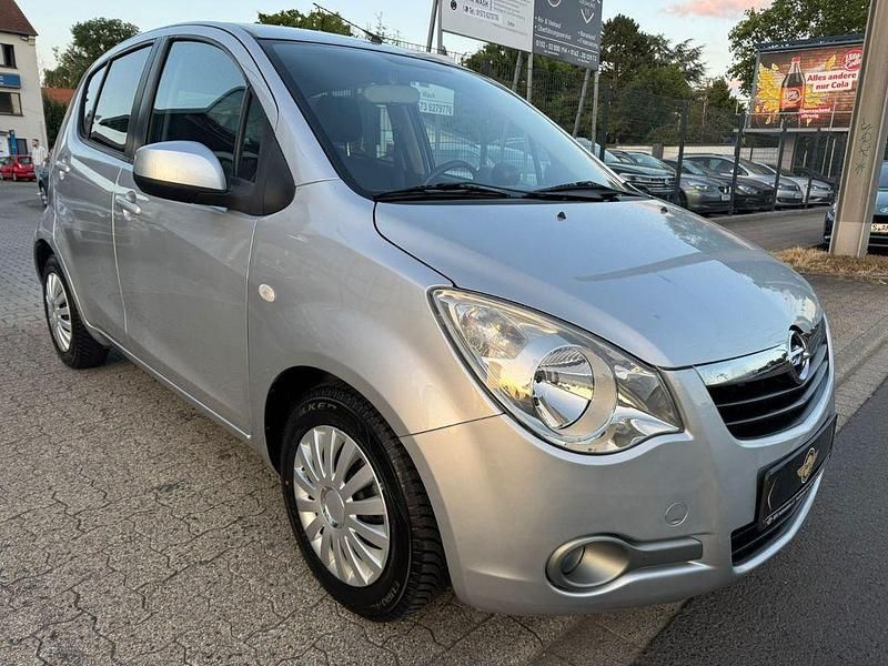 Silber Gebraucht 2010 Opel Agila Edition Limousine | 4.999 € (Fairer Preis) - Bild 1/4