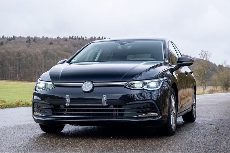 Gebraucht VW Golf VII Style 150 PS (110 kW) 2020 Schwarz Limousine