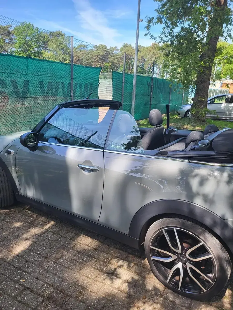 Gebraucht Mini Cooper Cabriolet 102 PS (75 kW) 2018 Grau Cabrio