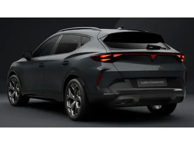 Neu Cupra Formentor 204 PS (150 kW) 2026 Schwarz SUV