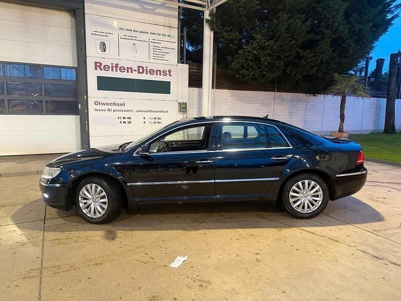 Usado VW Phaeton 245 HP (180 kW) 2011 Preto Sedan