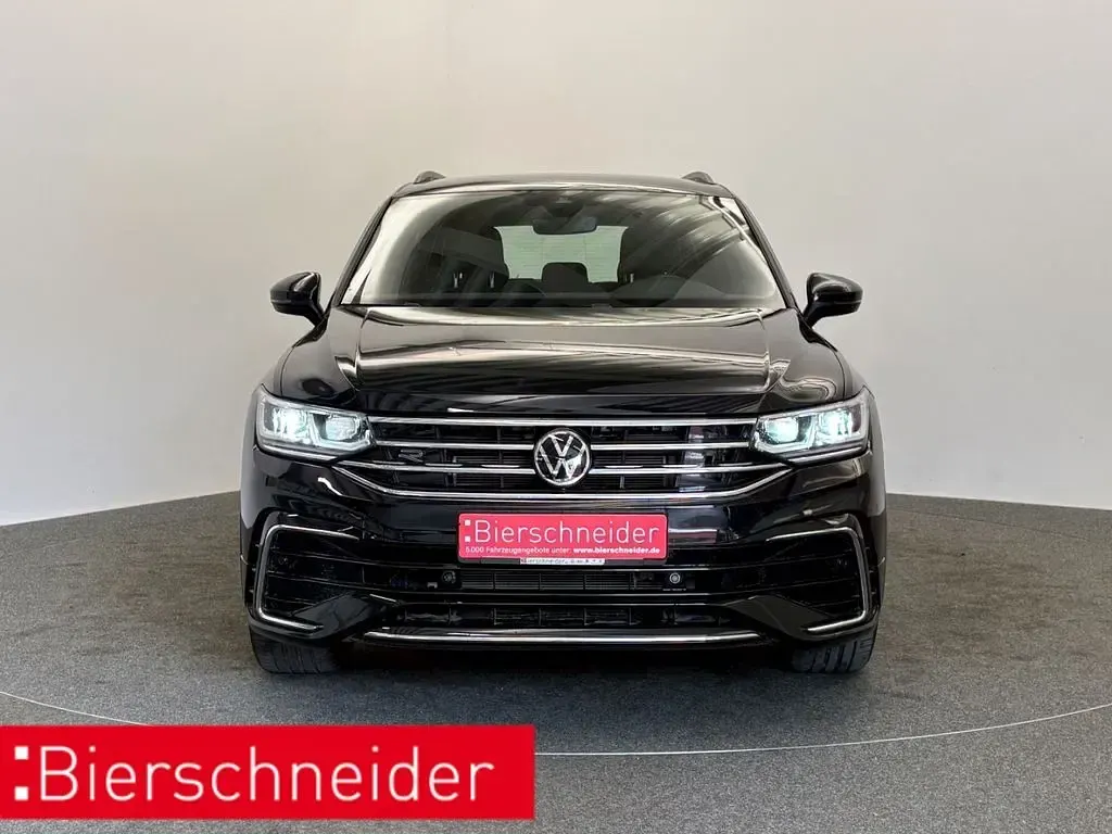 Gebraucht VW Tiguan Pro 245 PS (180 kW) 2023 Schwarz SUV