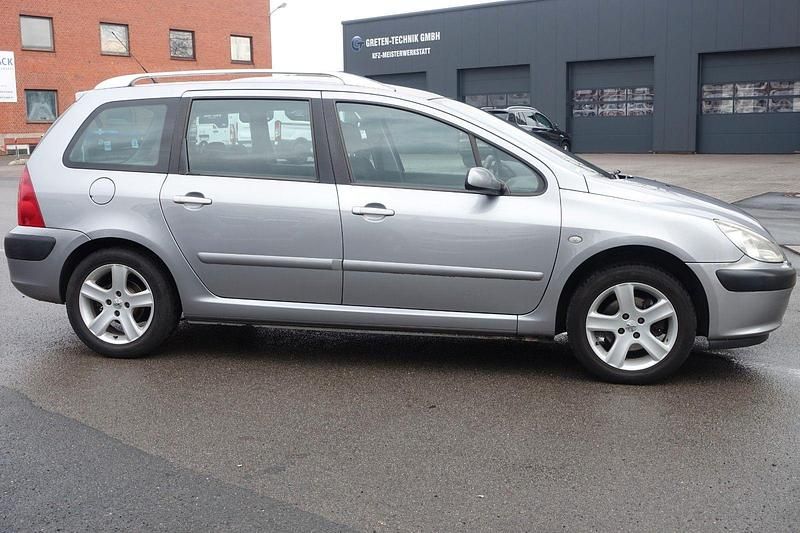 Gebraucht Peugeot 307 Premium 136 PS (100 kW) 2002 Grau Kombi