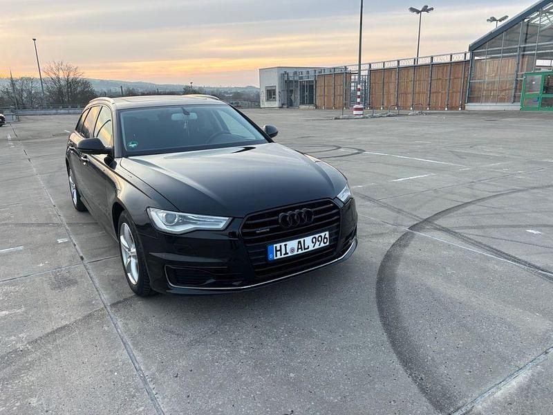 Gebraucht Audi A6 Sport 218 PS (160 kW) 2016 Schwarz Kombi