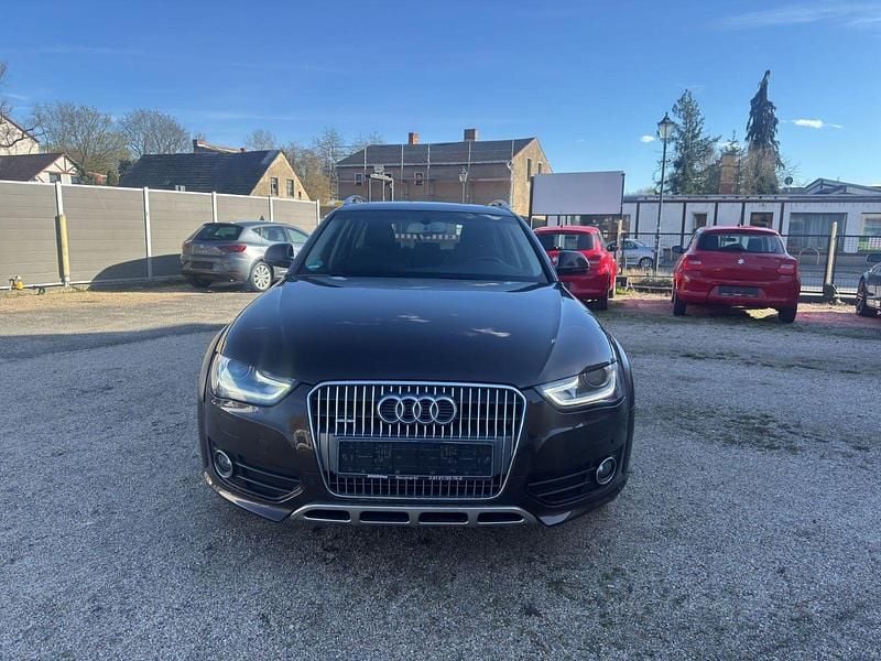 Gebraucht Audi A4 Allroad S-Line 245 PS (180 kW) 2013 Braun Kombi