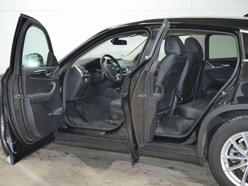 Gebraucht BMW X4 Performance 190 PS (139 kW) 2024 Schwarz SUV