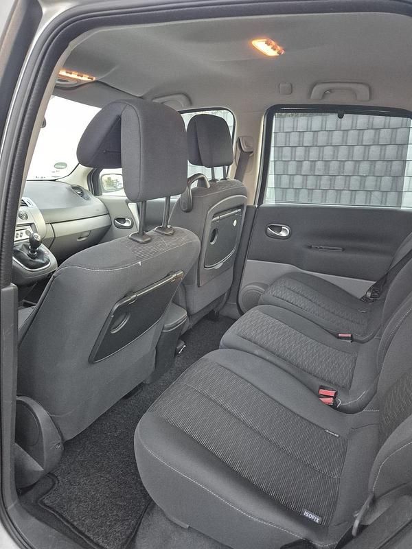 Gebraucht Renault Scénic II 112 PS (82 kW) 2008 Grau Van / Kleinbus