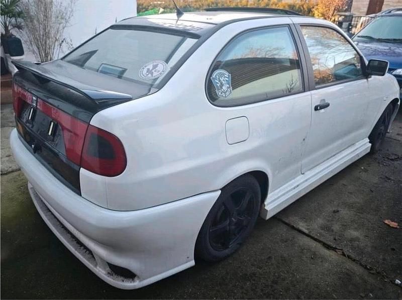 Gebraucht Seat Cordoba 101 PS (74 kW) 1998 Weiß Coupé