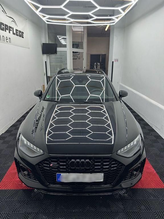 Gebraucht Audi RS4 Competition 450 PS (330 kW) 2024 Schwarz Kombi
