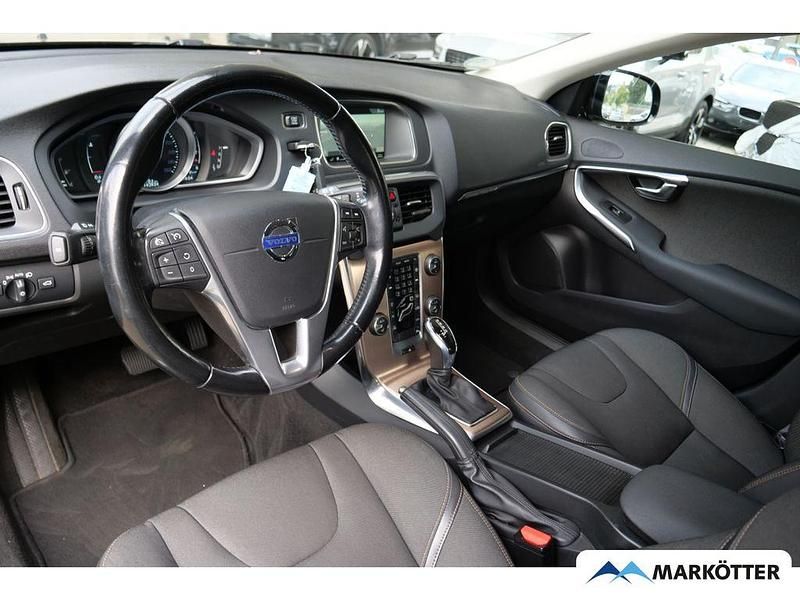 Gebraucht Volvo V40 Linje You! 190 PS (139 kW) 2014 Schwarz SUV