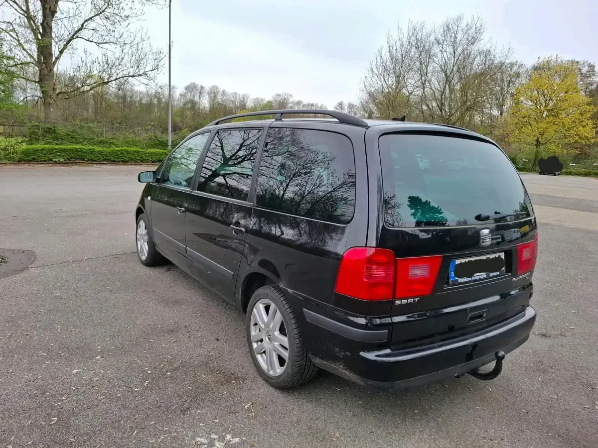 Gebraucht Seat Alhambra 131 PS (96 kW) 2003 Schwarz Van / Kleinbus