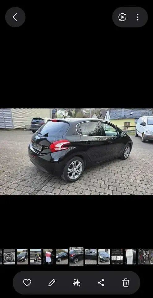 Gebraucht Peugeot 208 Active 95 PS (69 kW) 2012 Kleinwagen