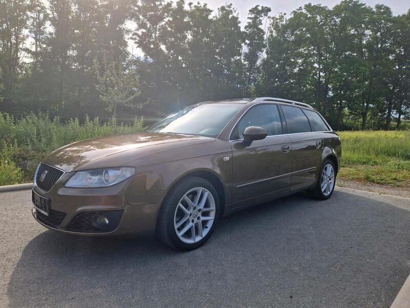 Braun Gebraucht 2011 Seat Exeo Kombi | 3.800 € (Fairer Preis) - Bild 1/4