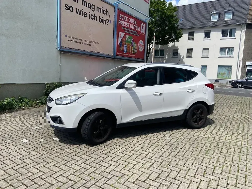 Gebraucht Hyundai ix35 Premium 184 PS (135 kW) 2013 Weiß SUV