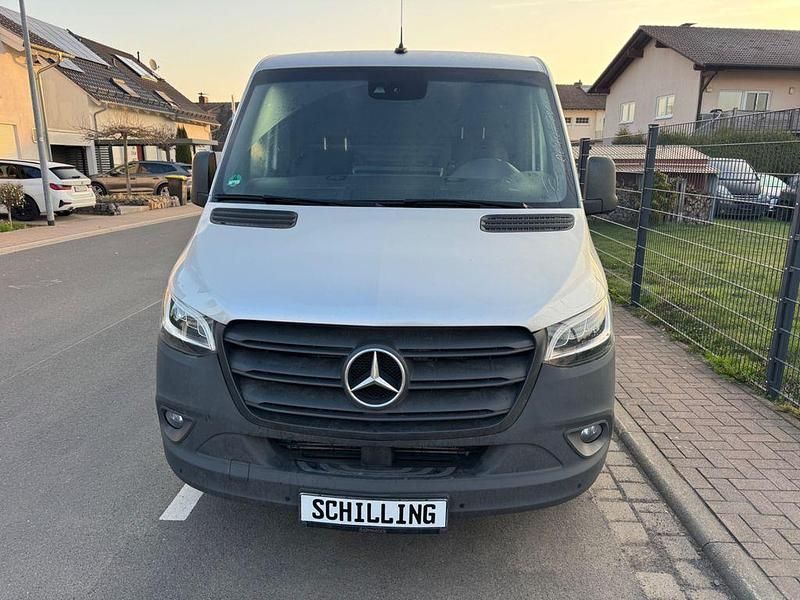 Gebraucht Mercedes Sprinter 143 PS (105 kW) 2020 Silber Van