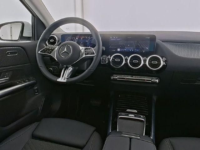 Gebraucht Mercedes B220 190 PS (139 kW) 2024 Van / Kleinbus