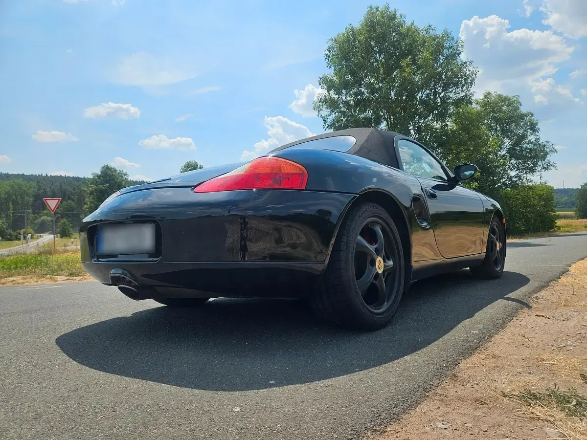 Gebraucht Porsche Boxster 220 PS (161 kW) 2000 Schwarz Cabrio
