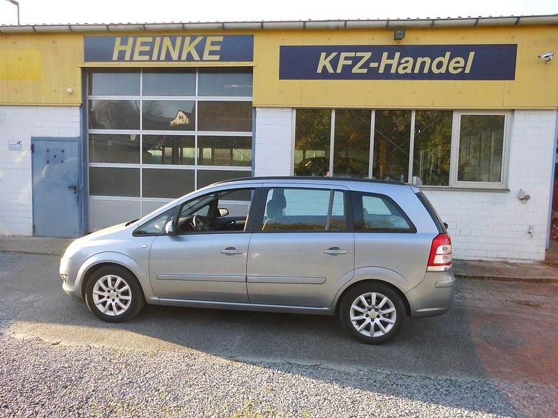 Silber Gebraucht 2008 Opel Zafira Edition Van / Kleinbus | 1.500 € (Superpreis) - Bild 1/4