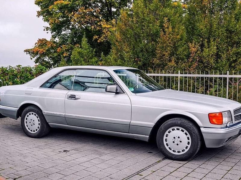 Silber Gebraucht 1993 Mercedes 560 Coupé | 30.000 € - Bild 1/4