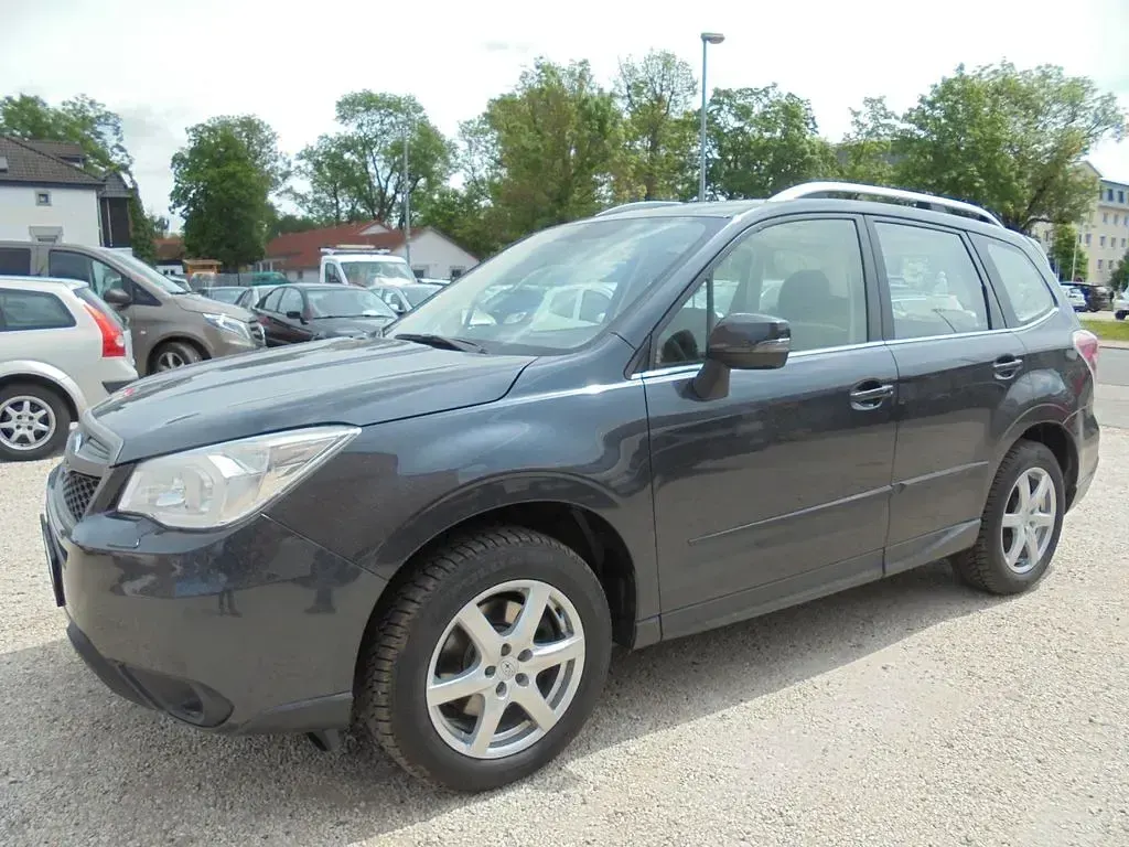 Gebraucht Subaru Forester Exclusive+ 150 PS (110 kW) 2015 Schwarz SUV