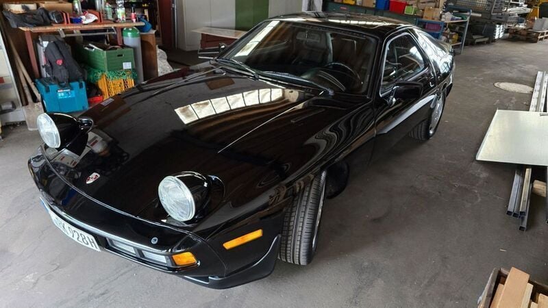 Schwarz Gebraucht 1984 Porsche 928 Coupé | 38.500 € - Bild 1/4