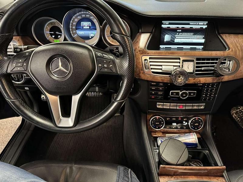 Gebraucht Mercedes CLS350 265 PS (194 kW) 2013 Schwarz Limousine
