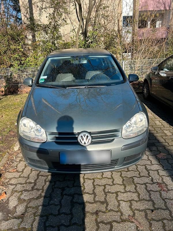 Gebraucht VW Golf V 75 PS (55 kW) 2004 Grün Kleinwagen