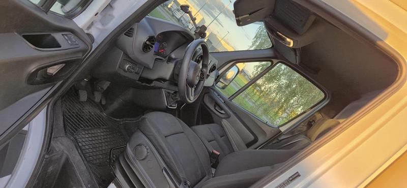 Gebraucht Mercedes Sprinter 163 PS (119 kW) 2020 Weiß Van