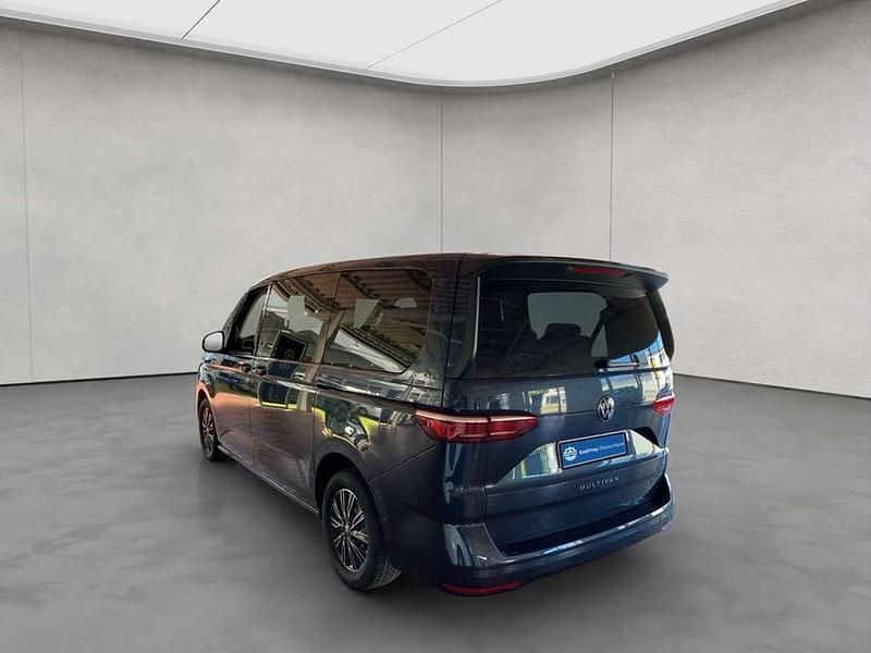 Gebraucht VW Multivan Goal 150 PS (110 kW) 2025 Blau Van