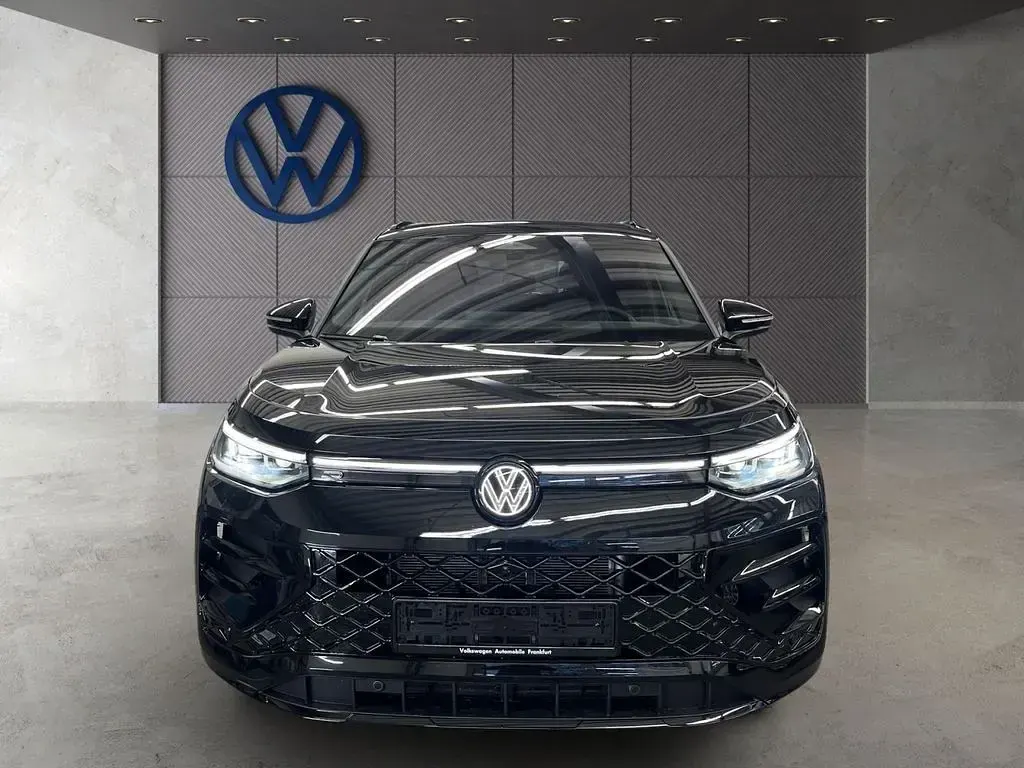 Gebraucht VW Tayron R-line 193 PS (141 kW) 2026 Schwarz SUV