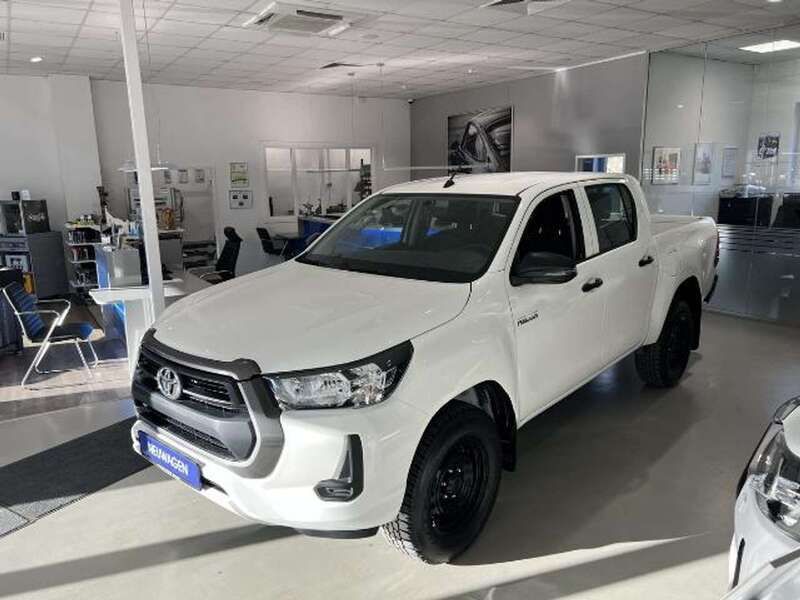 Weiß Neu 2024 Toyota HiLux Abholung | 39.990 € (Guter Preis) - Bild 1/4